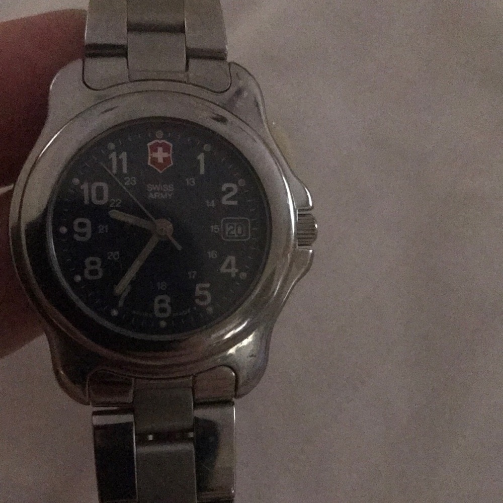 Swiss Army Watch women’s stainless steel
